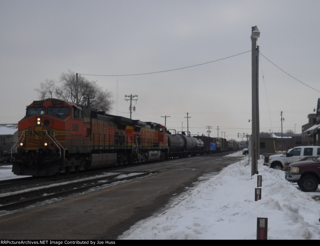 BNSF 5281 West